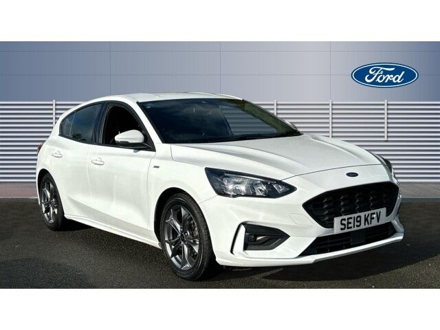 Main listing image - Ford Focus