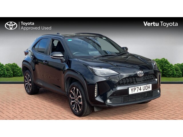 Main listing image - Toyota Yaris Cross