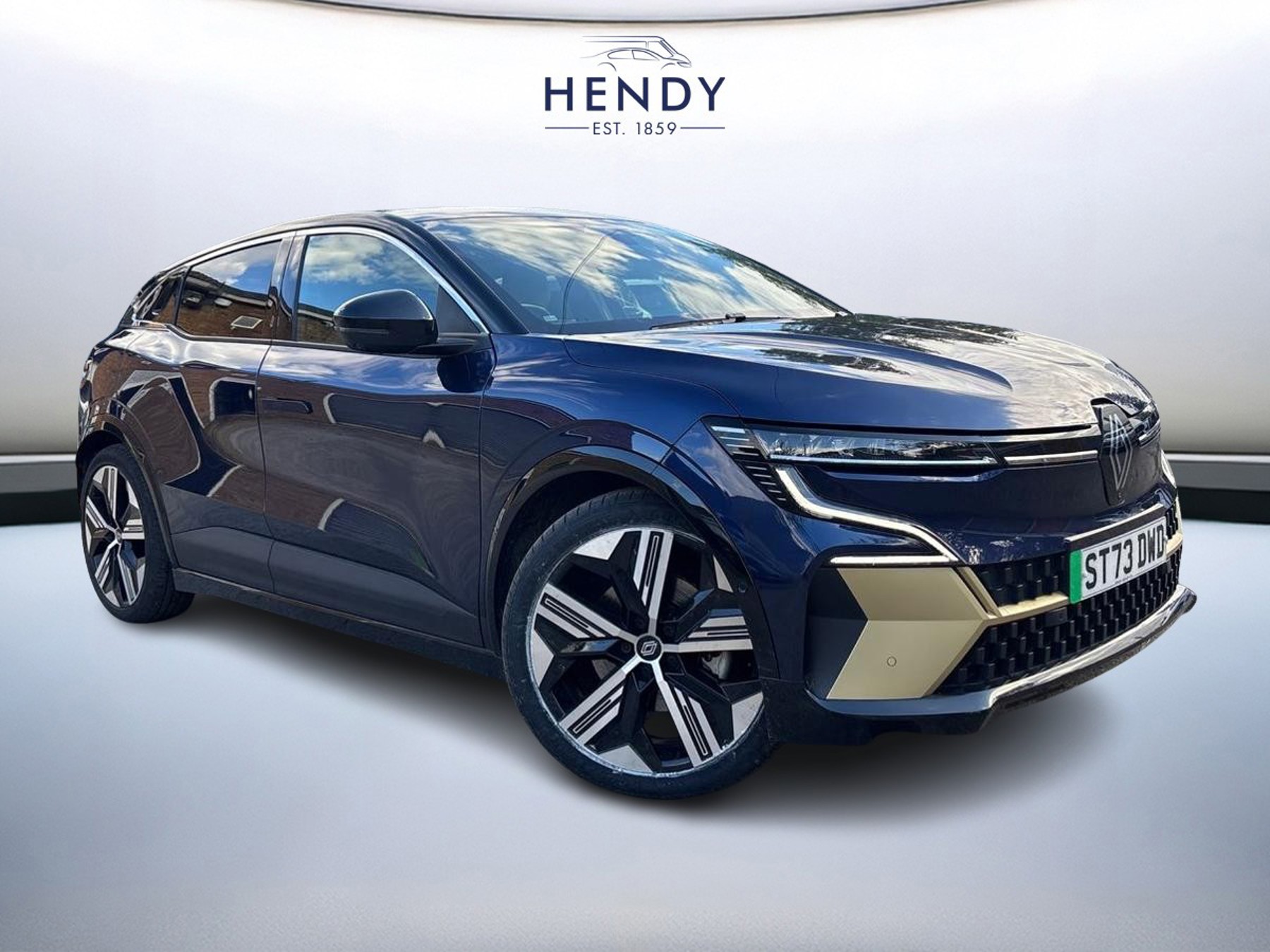 Main listing image - Renault Megane E Tech