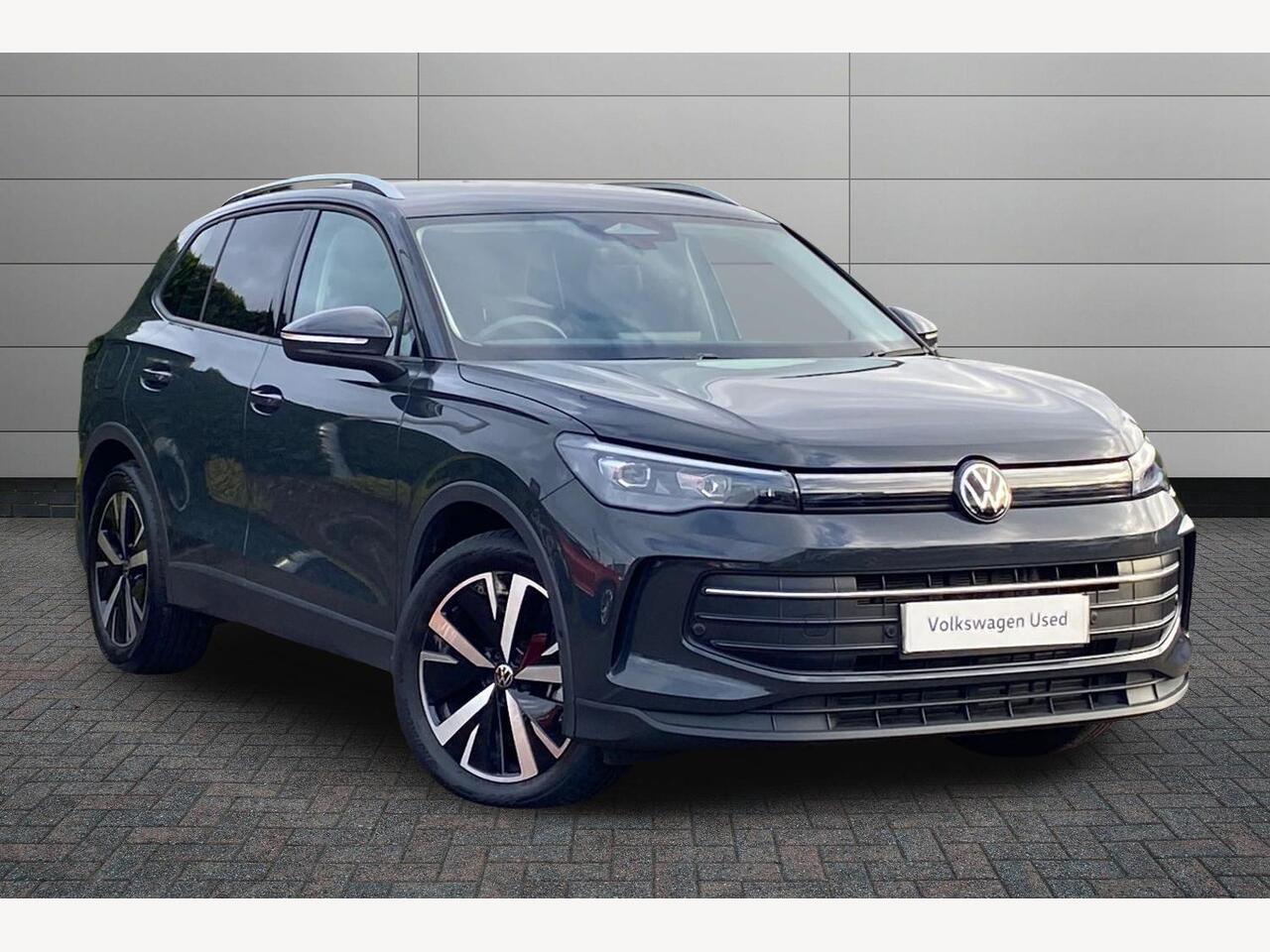 Main listing image - Volkswagen Tiguan