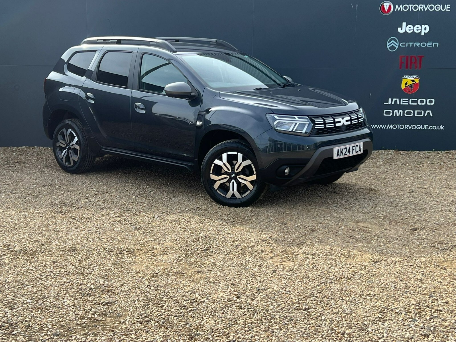 Main listing image - Dacia Journey