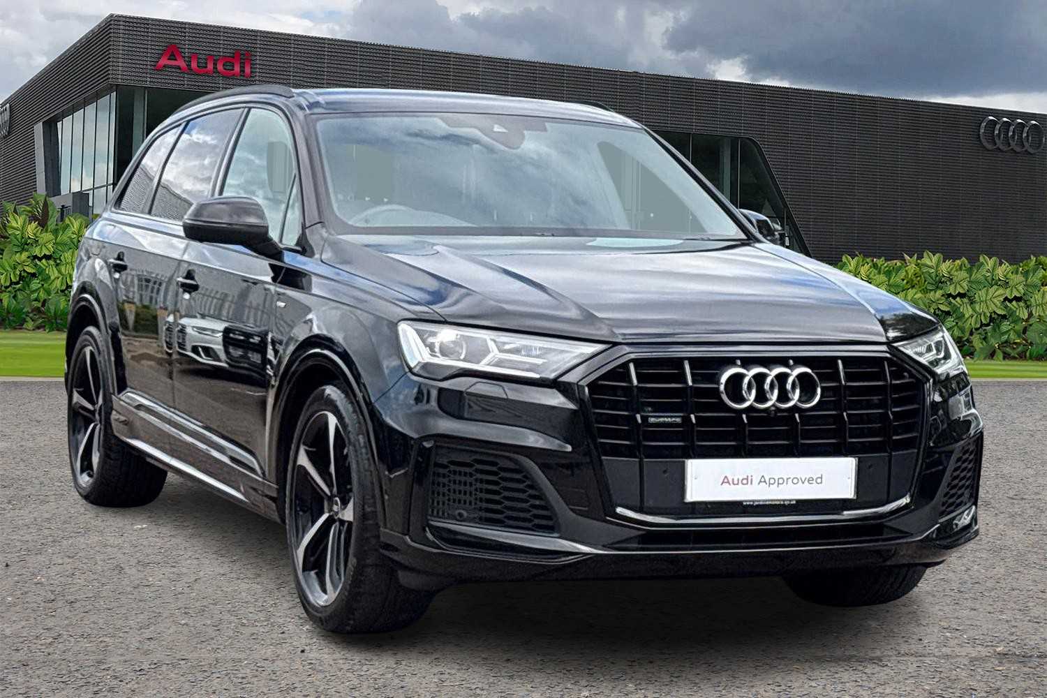 Main listing image - Audi Q7