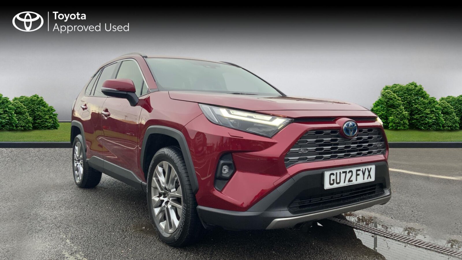 Main listing image - Toyota RAV4