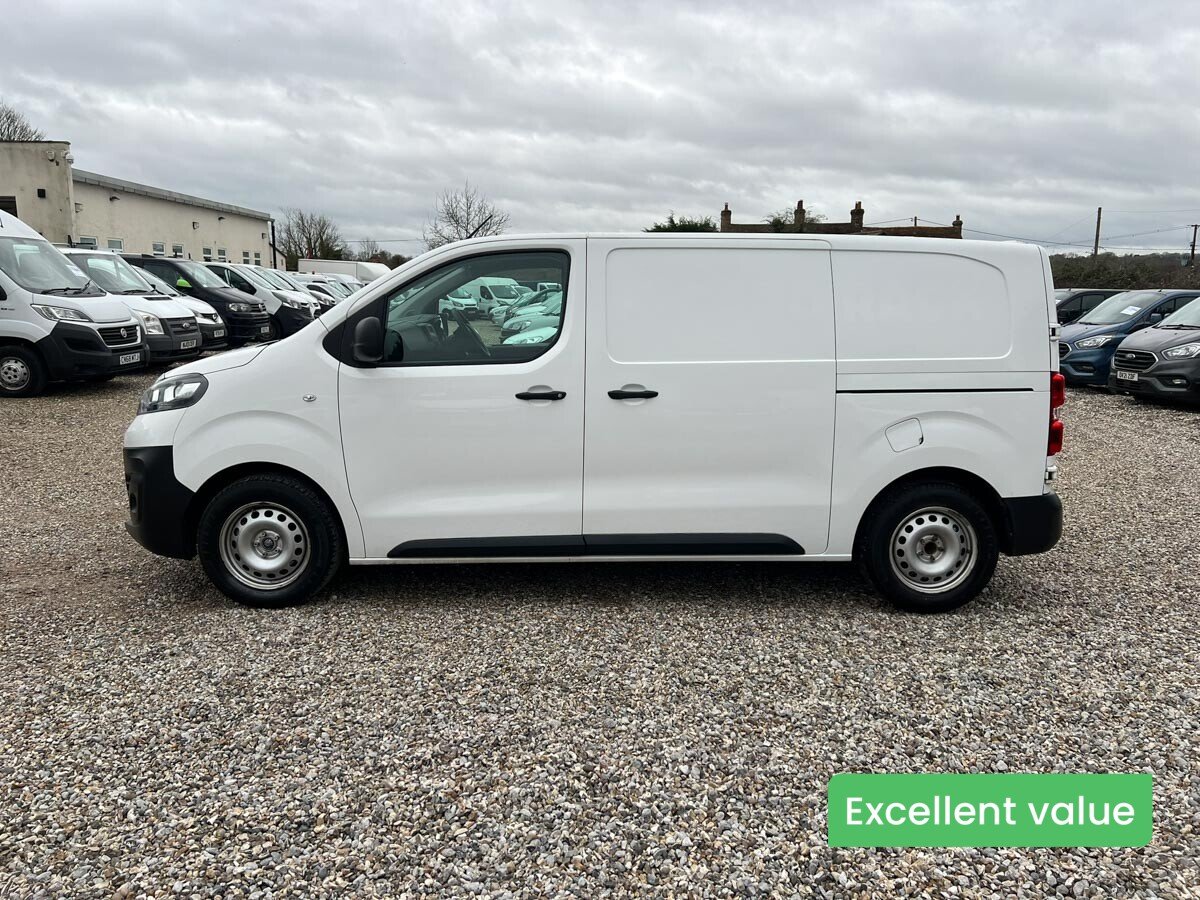 Main listing image - Vauxhall Vivaro