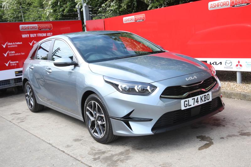 Main listing image - Kia Ceed
