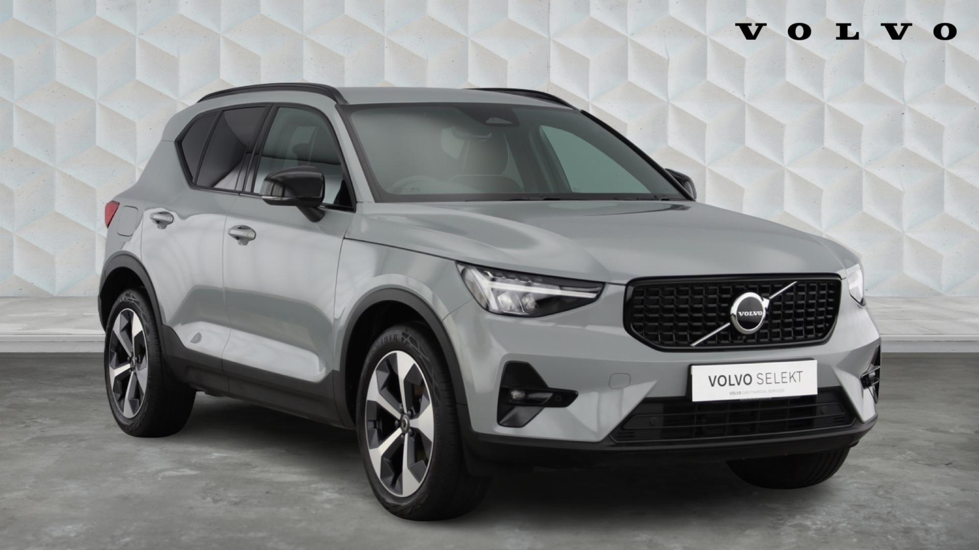 Main listing image - Volvo XC40