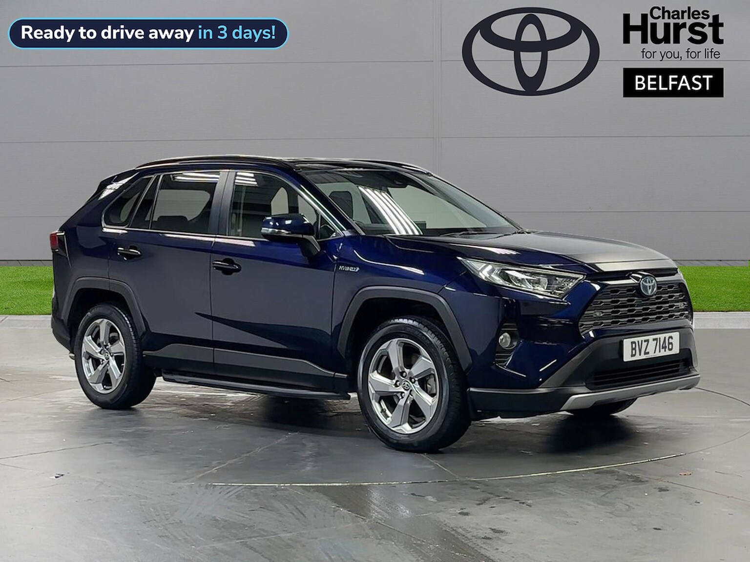 Main listing image - Toyota RAV4