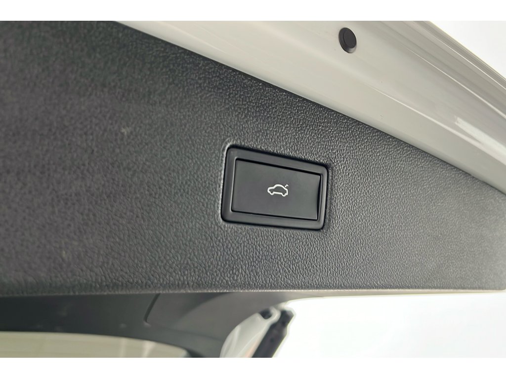 Main listing image - Volkswagen Tiguan Allspace