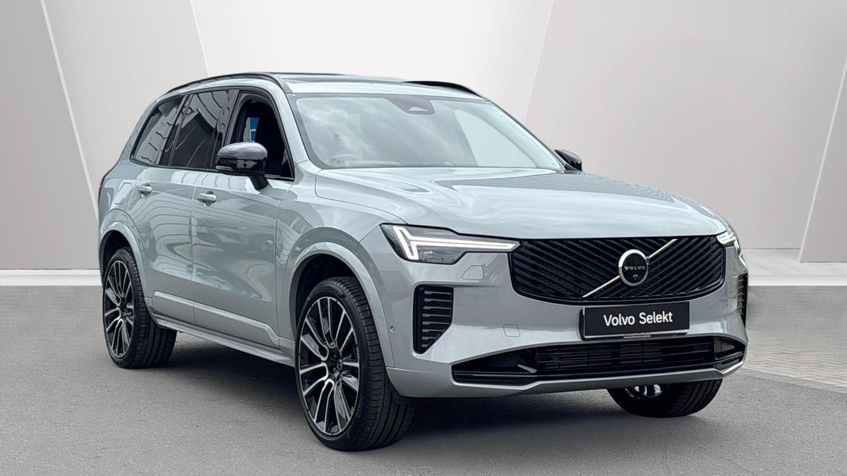 Main listing image - Volvo XC90