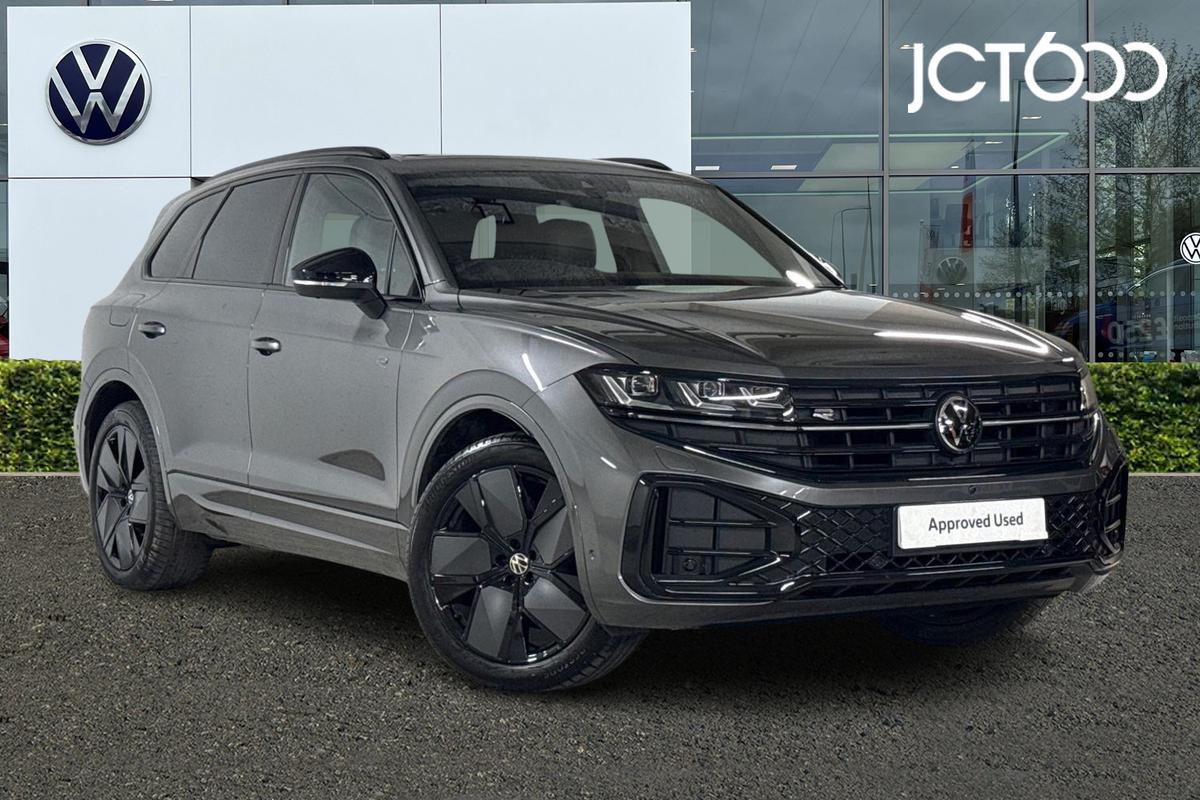 Main listing image - Volkswagen Touareg