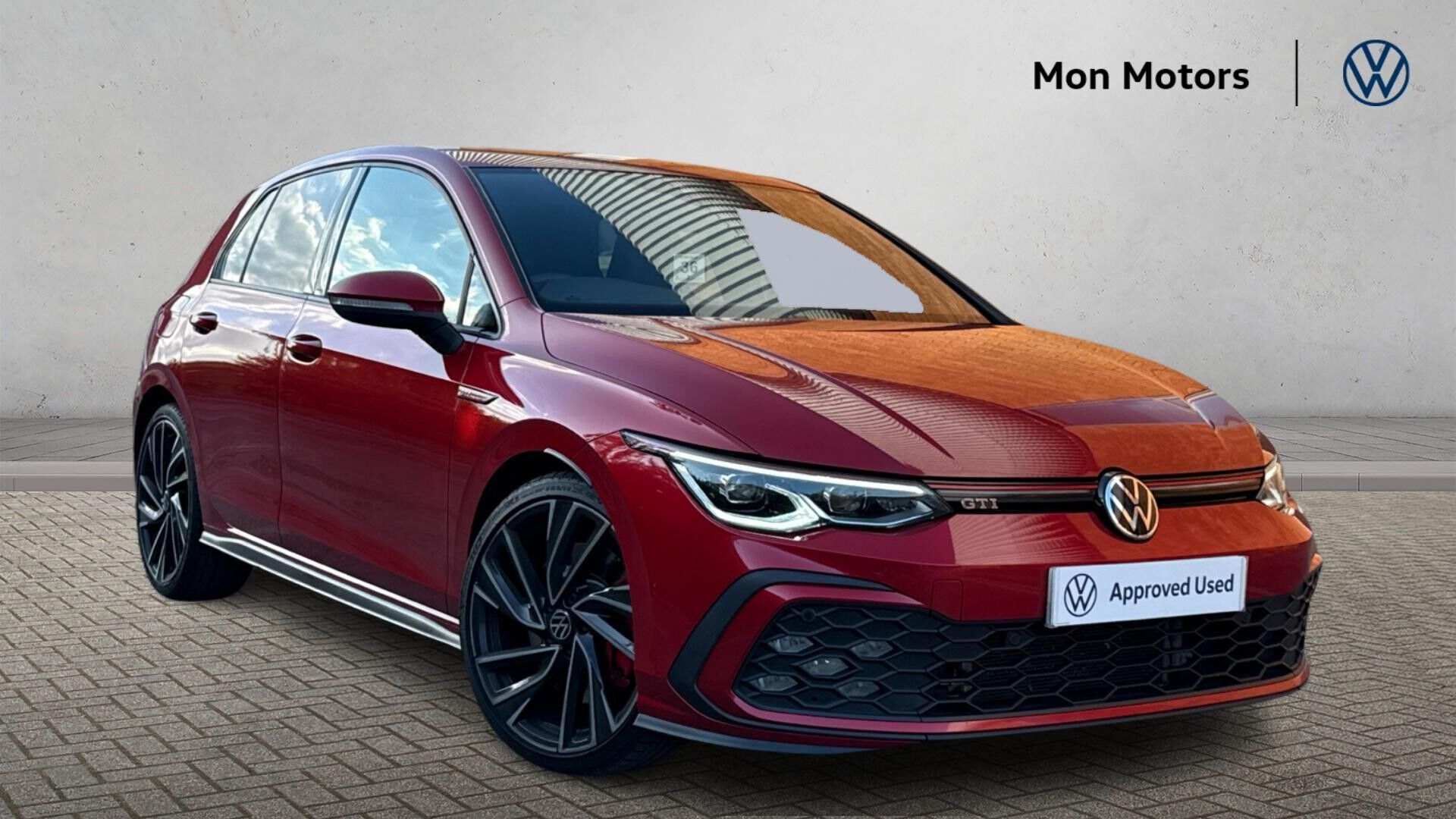 Main listing image - Volkswagen Golf