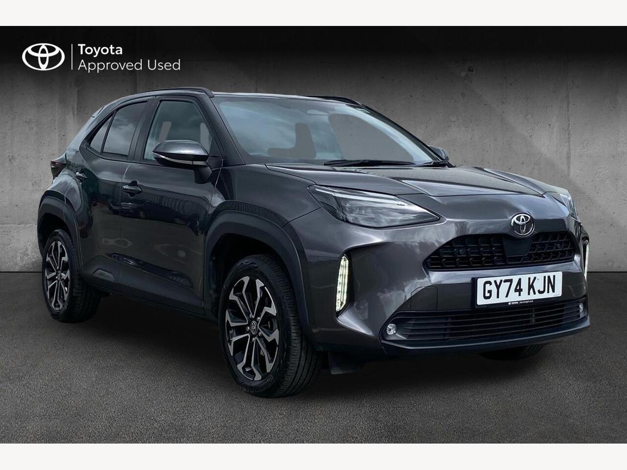 Main listing image - Toyota Yaris Cross