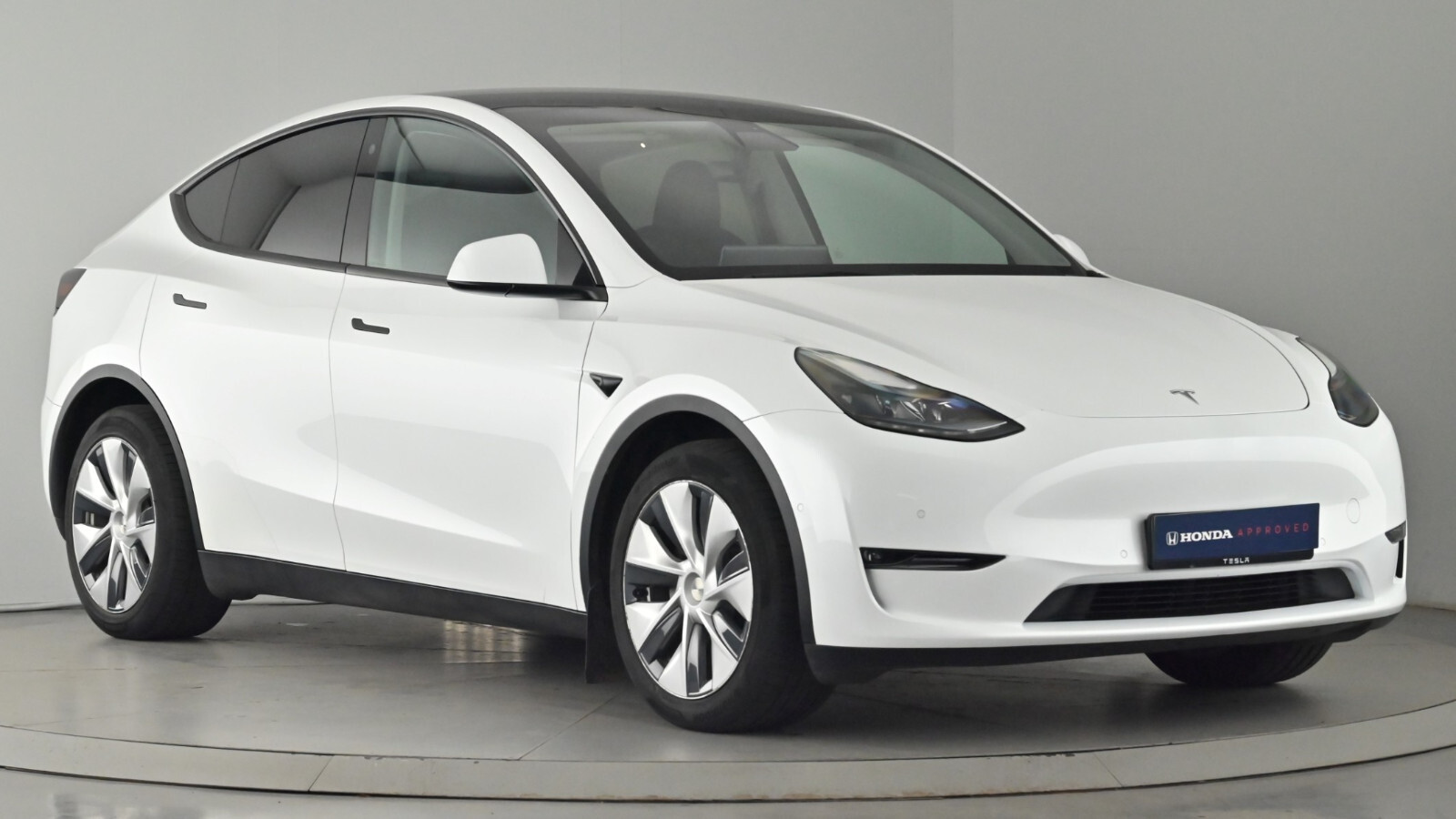 Main listing image - Tesla Model Y