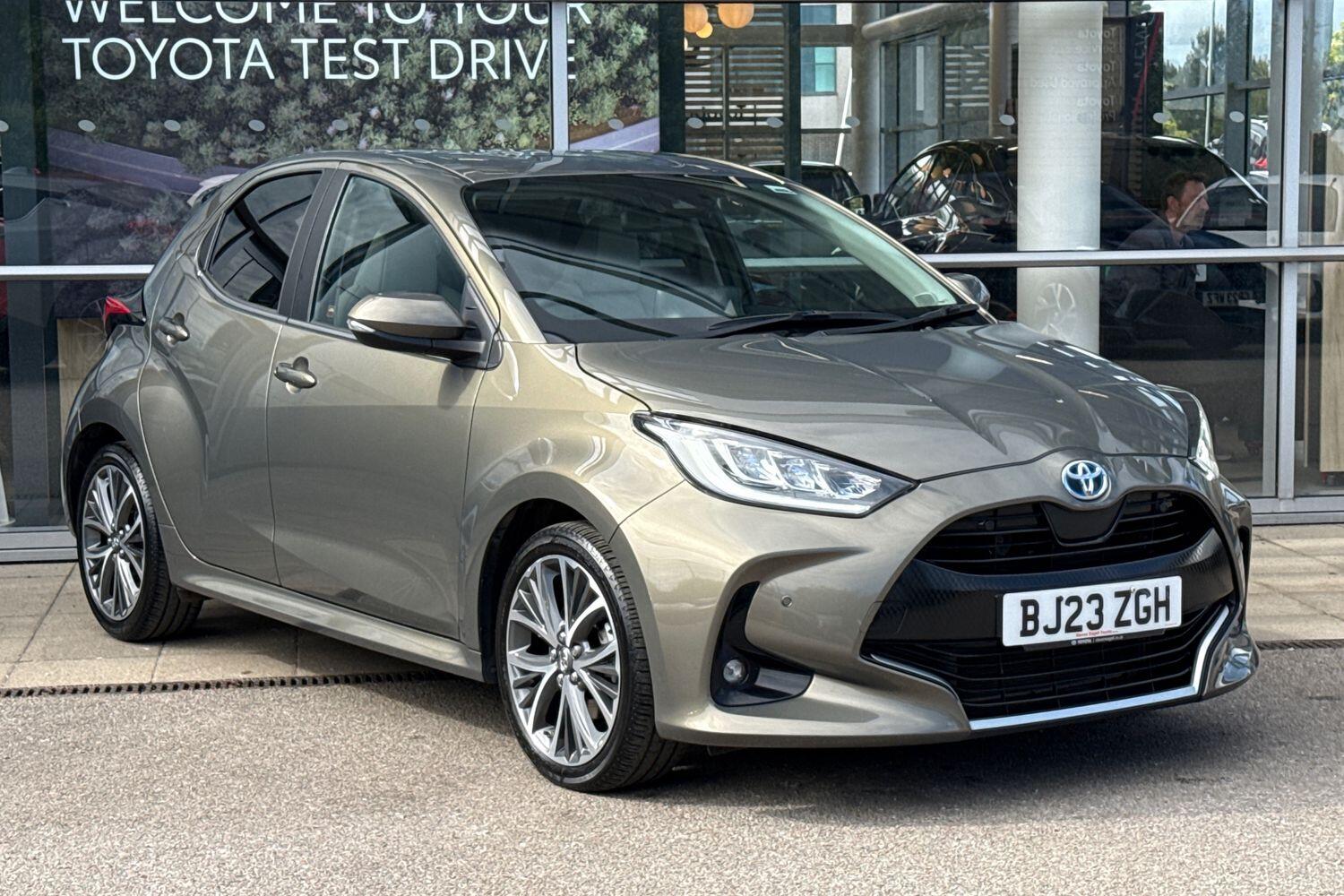 Main listing image - Toyota Yaris