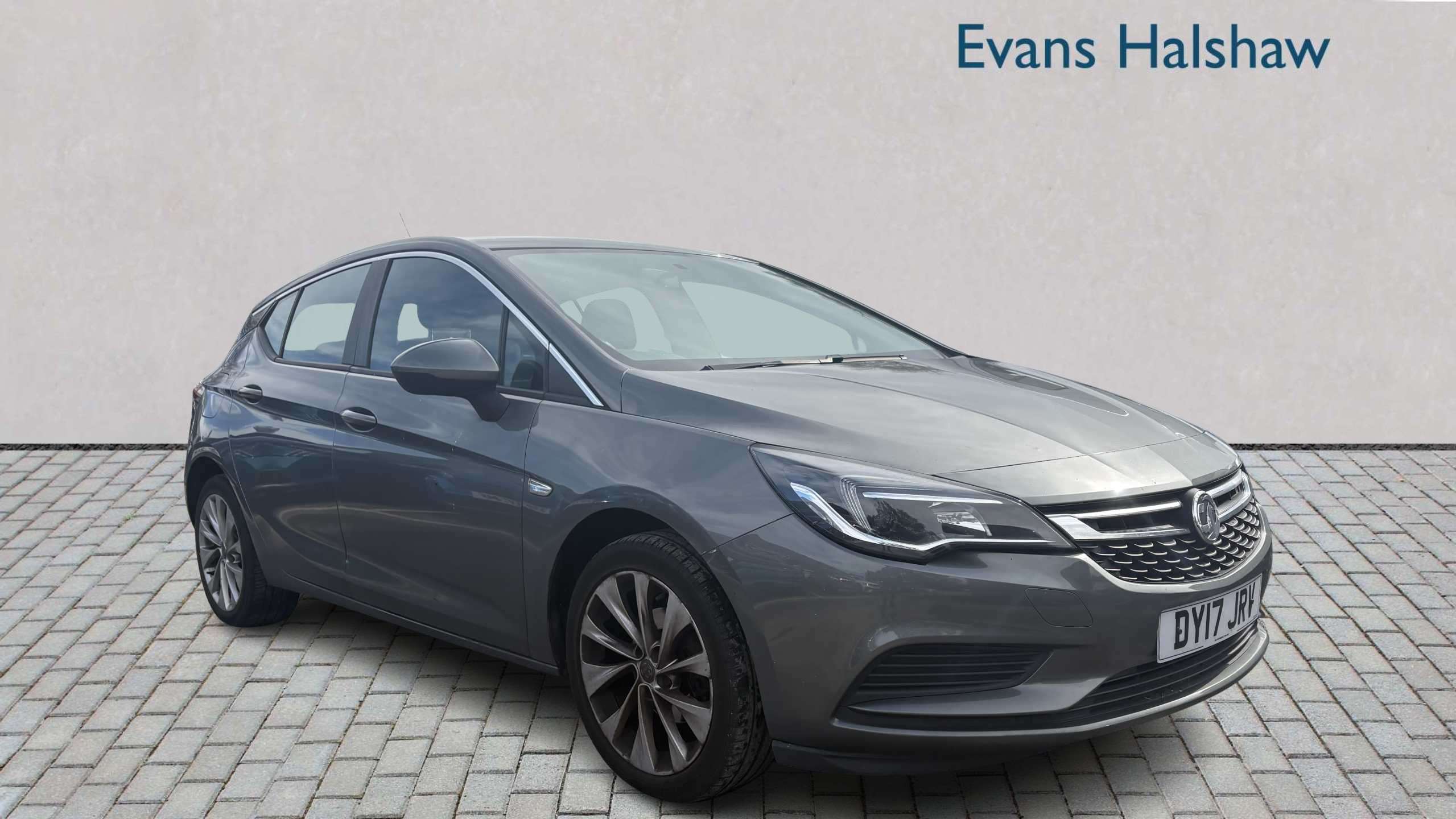 Main listing image - Vauxhall Astra