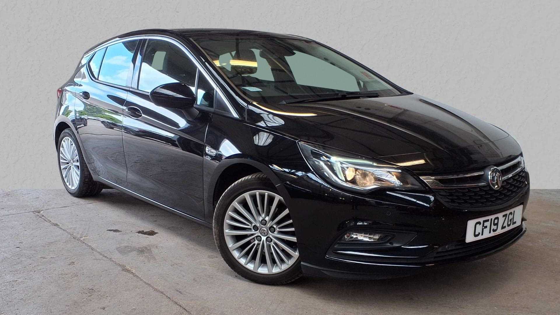 Main listing image - Vauxhall Astra