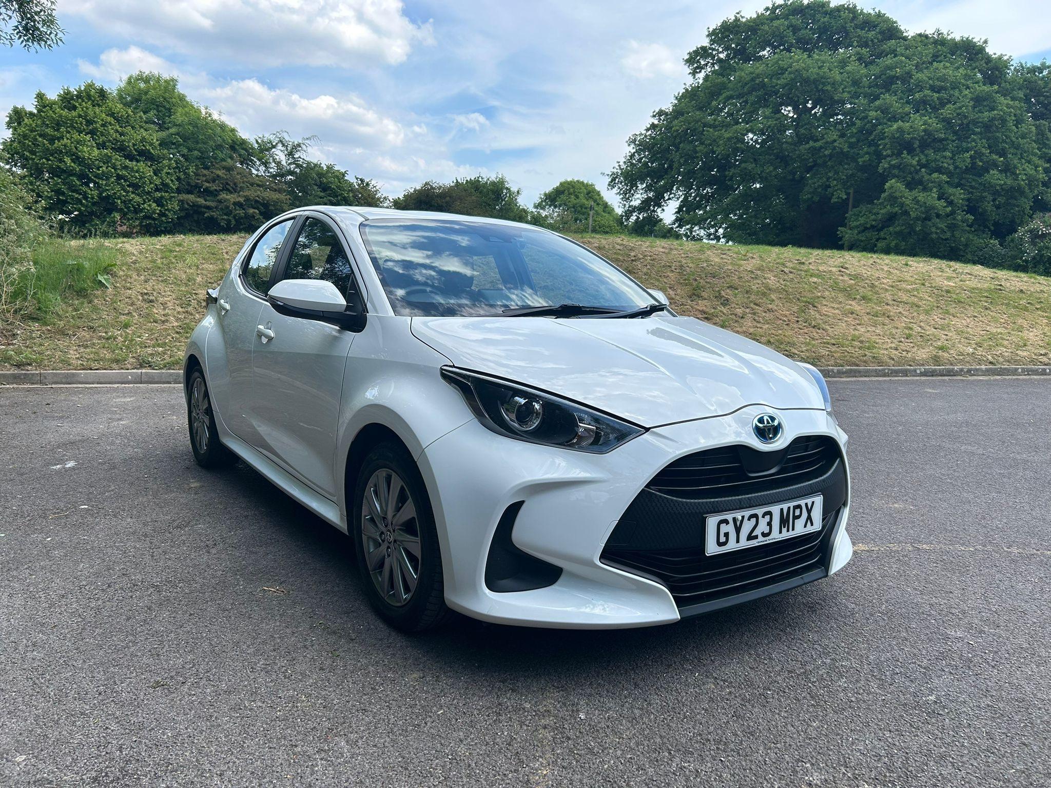 Main listing image - Toyota Yaris