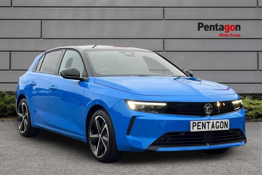 Main listing image - Vauxhall Astra