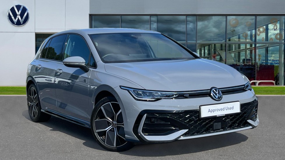 Main listing image - Volkswagen Golf