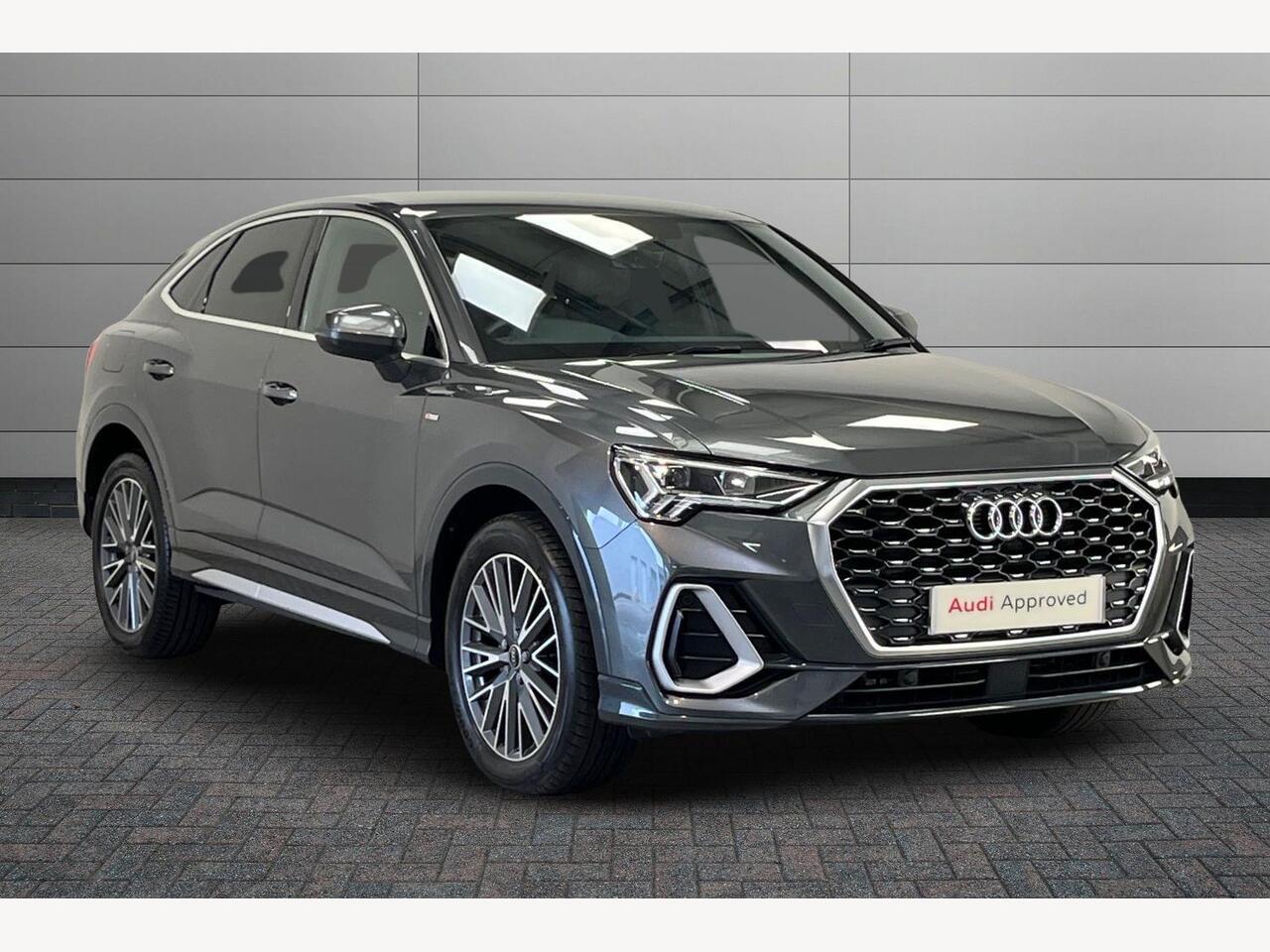 Main listing image - Audi Q3