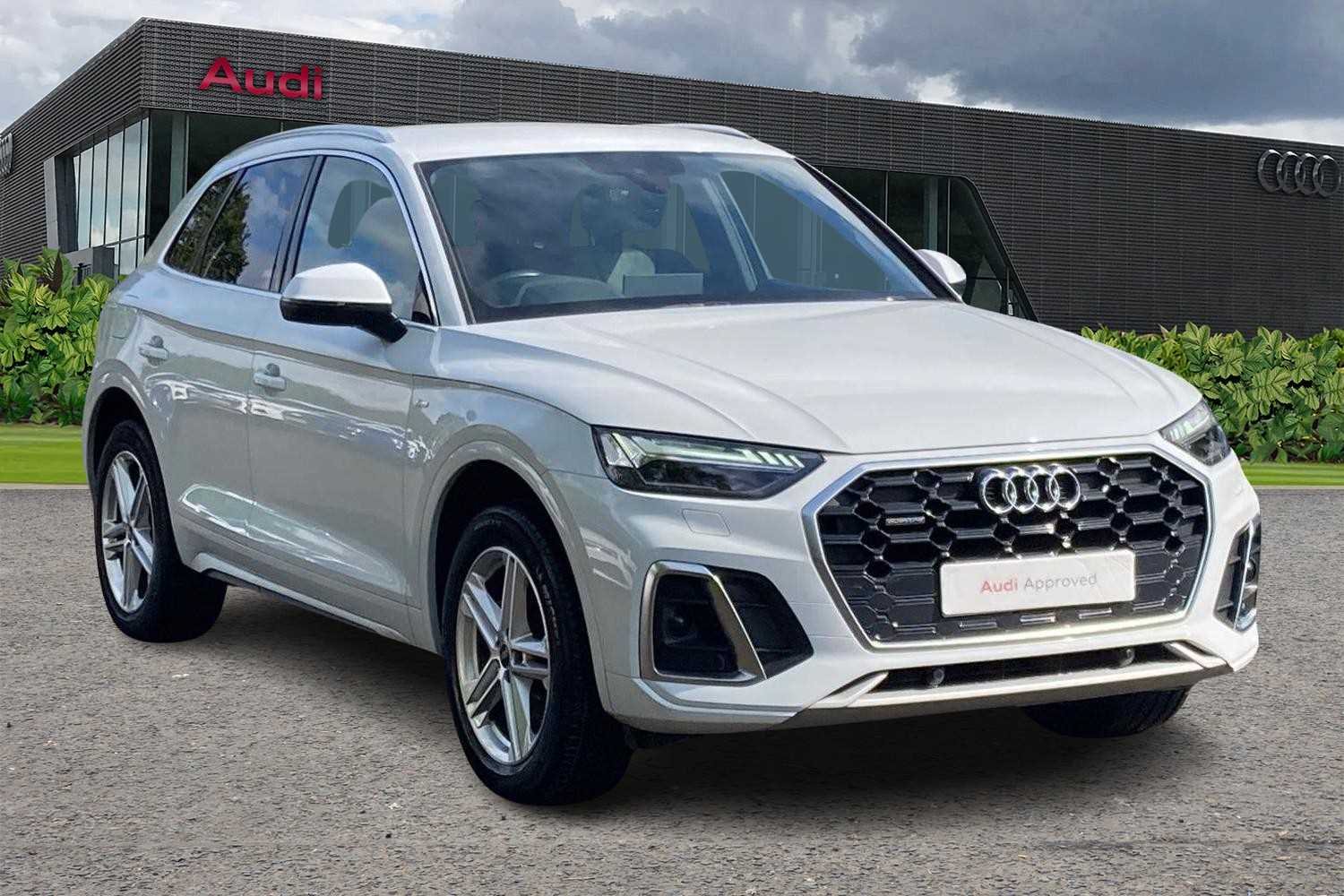 Main listing image - Audi Q5