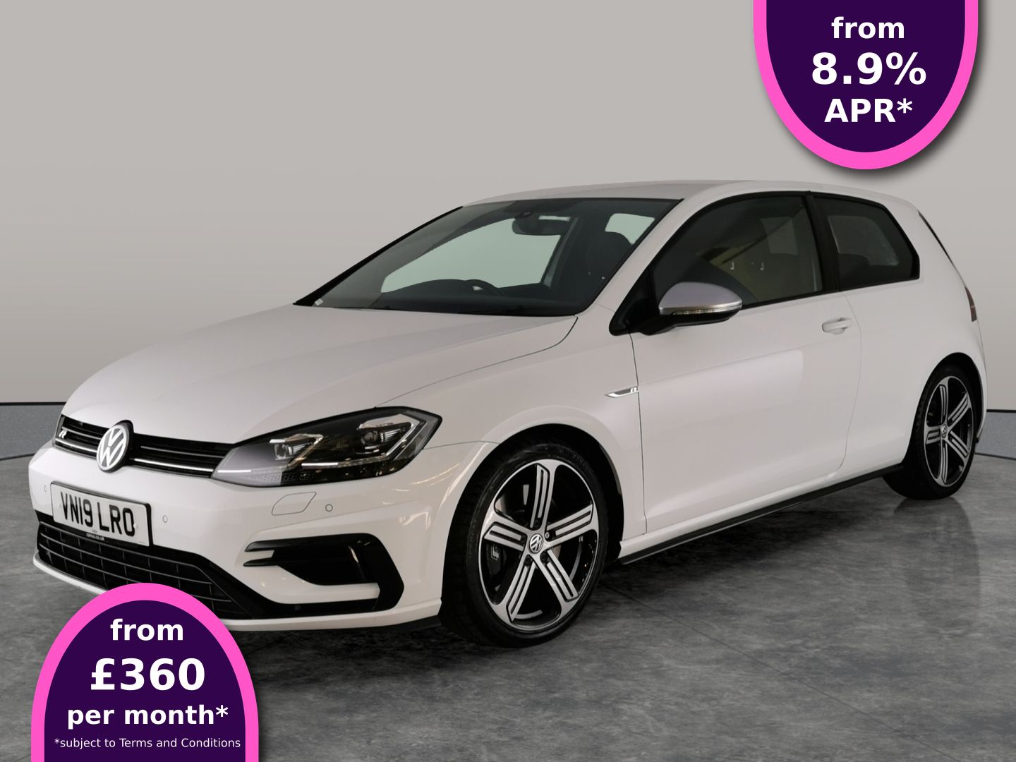 Main listing image - Volkswagen Golf R