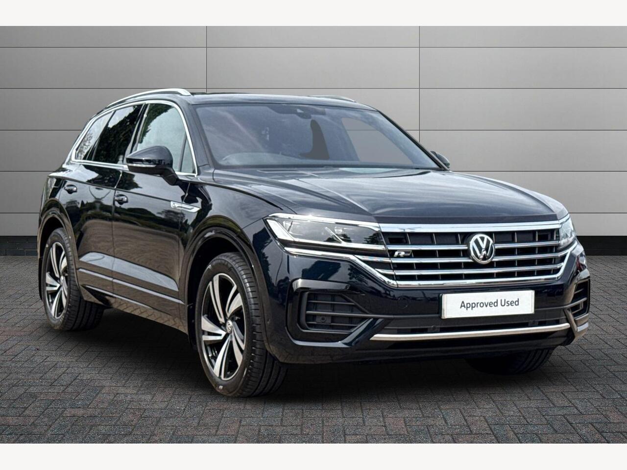 Main listing image - Volkswagen Touareg