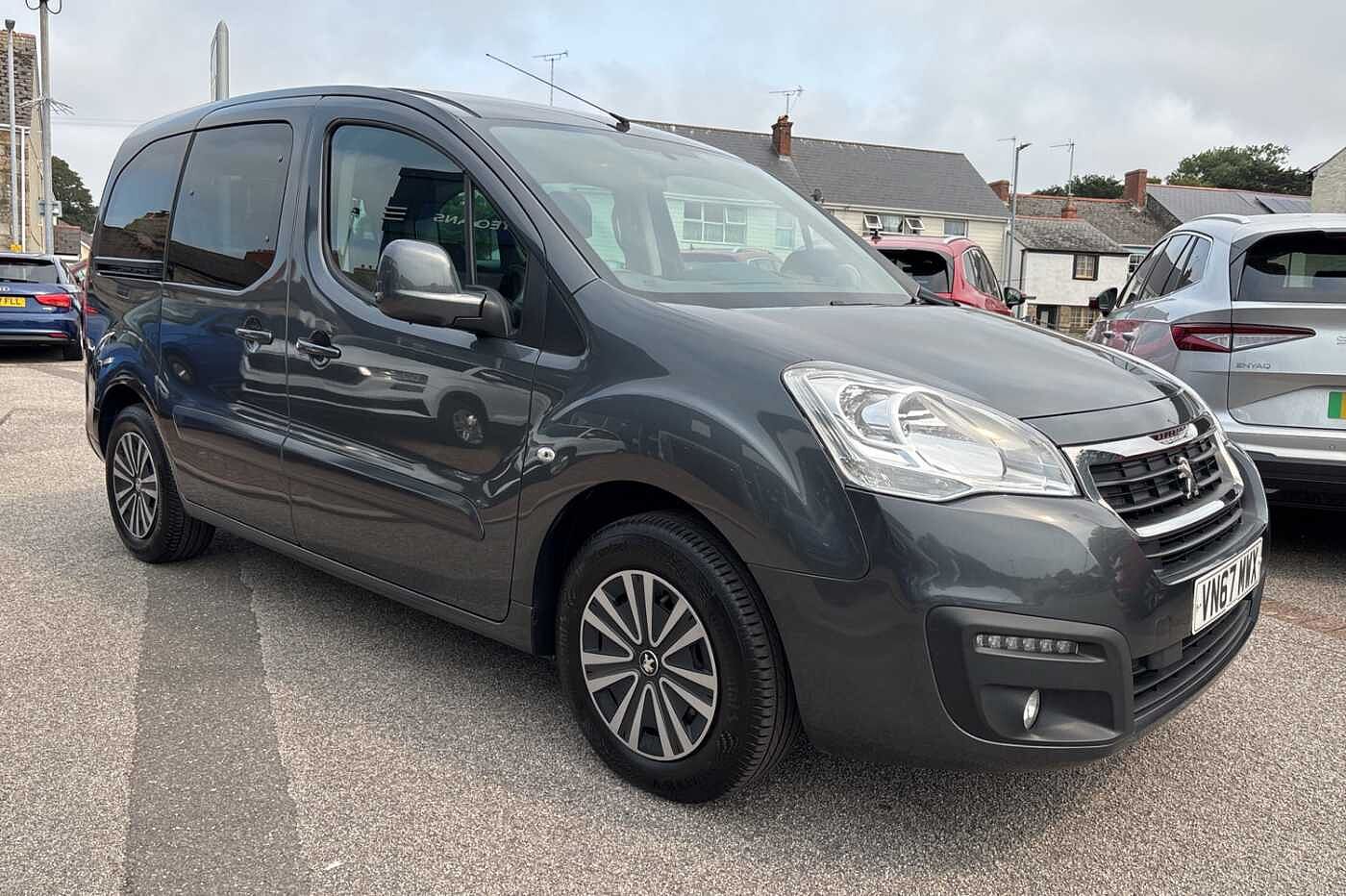 Main listing image - Peugeot Partner Tepee