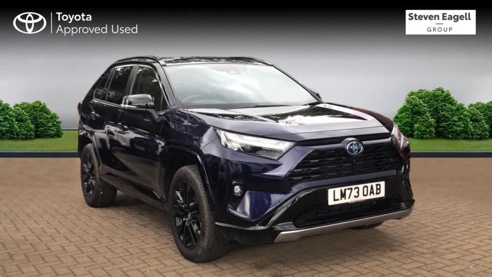 Main listing image - Toyota RAV4