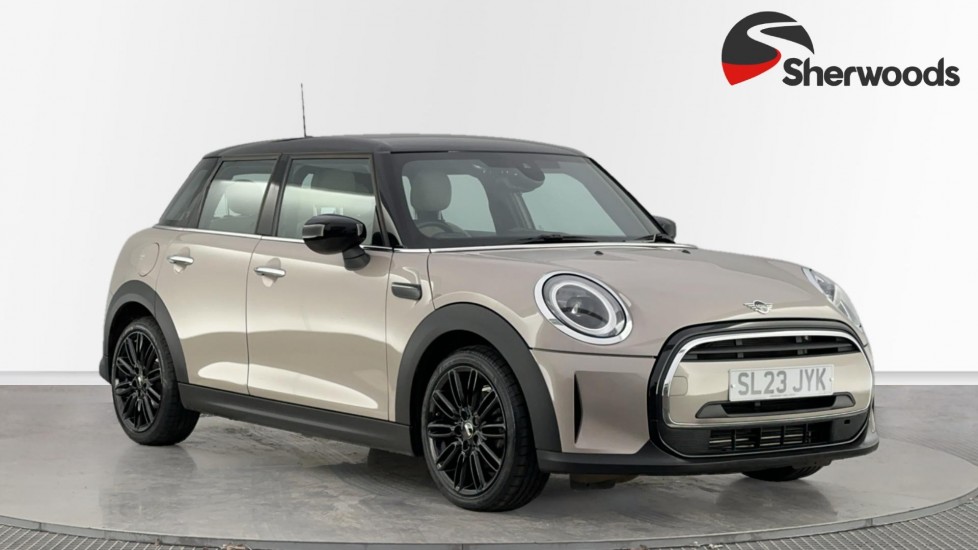 Main listing image - MINI Hatchback 5dr