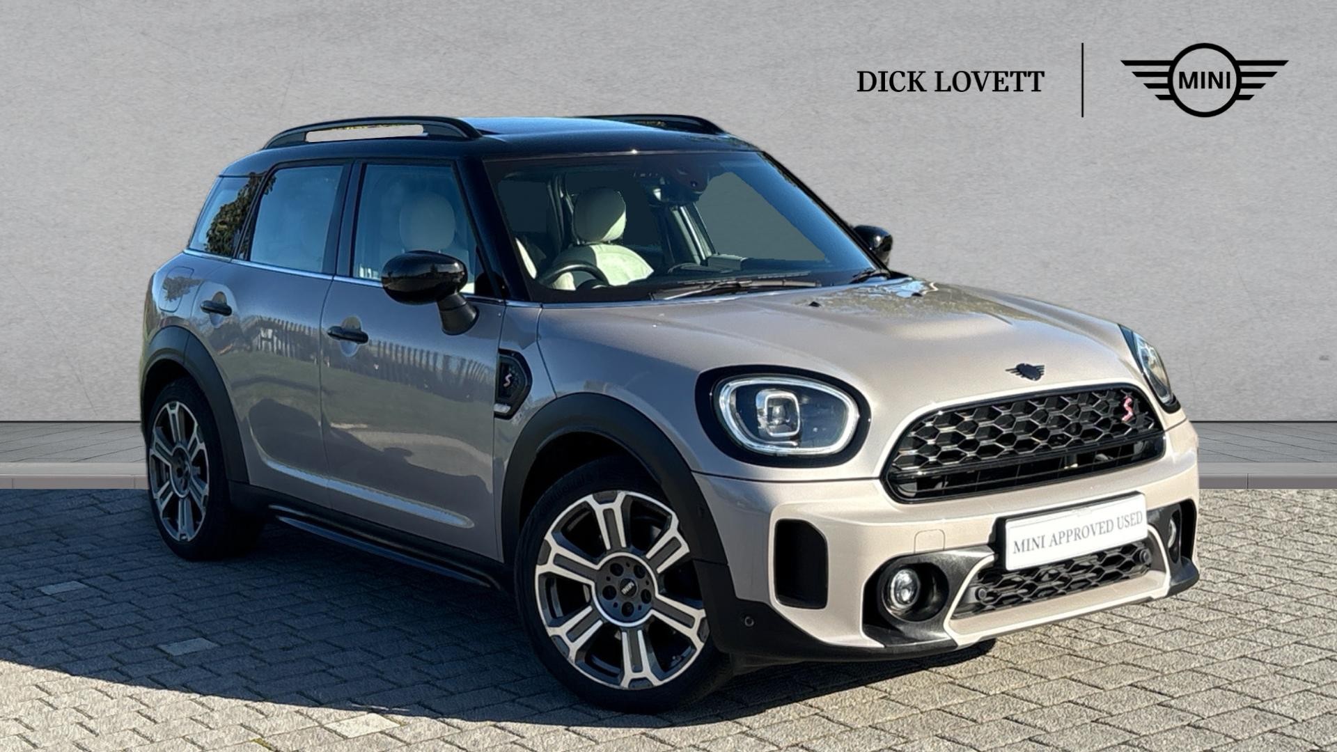 Main listing image - MINI Countryman