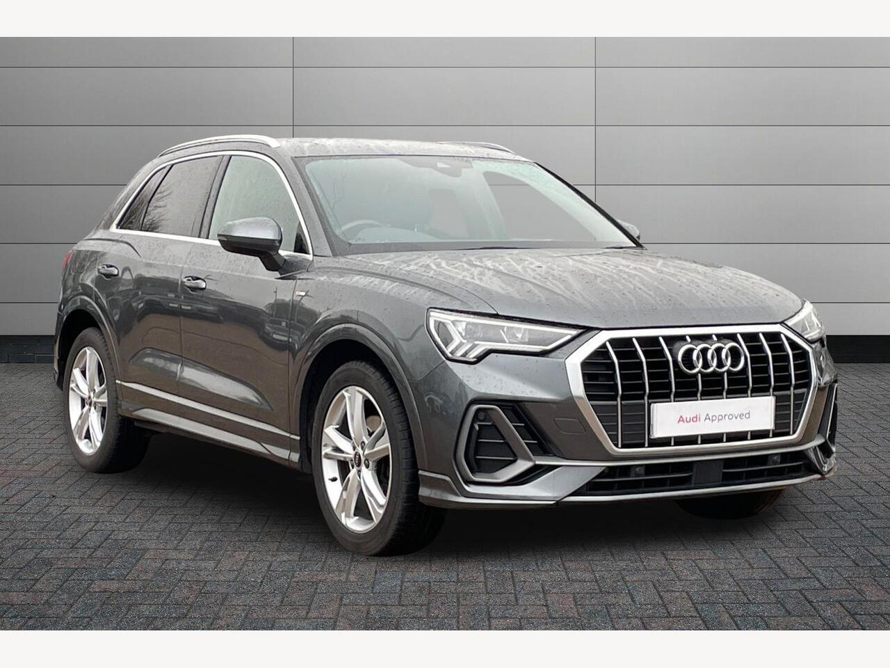 Main listing image - Audi Q3
