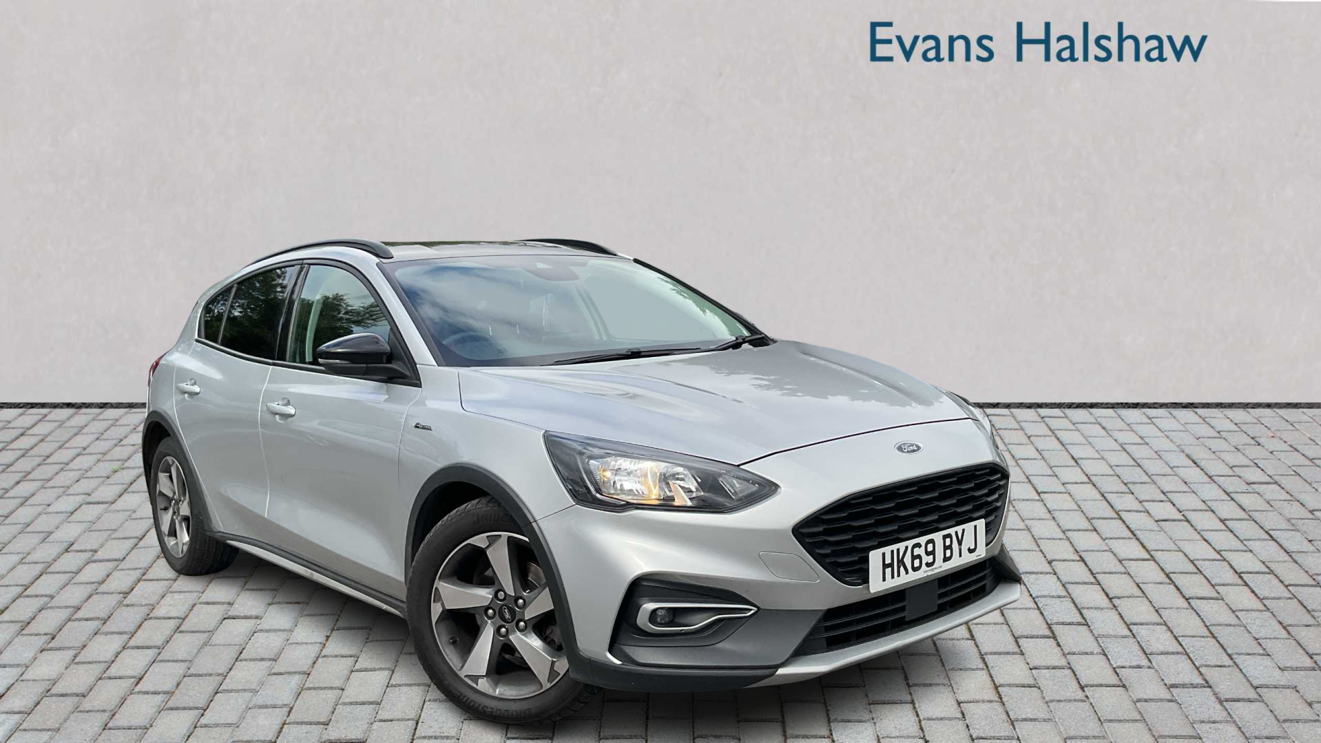 Main listing image - Ford Focus Active