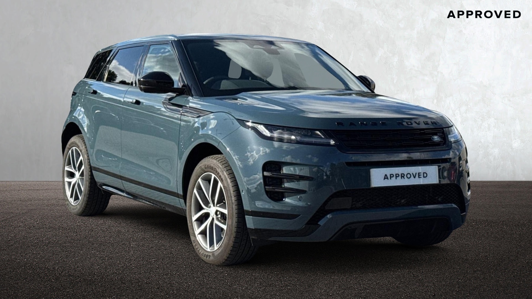 Main listing image - Land Rover Range Rover Evoque