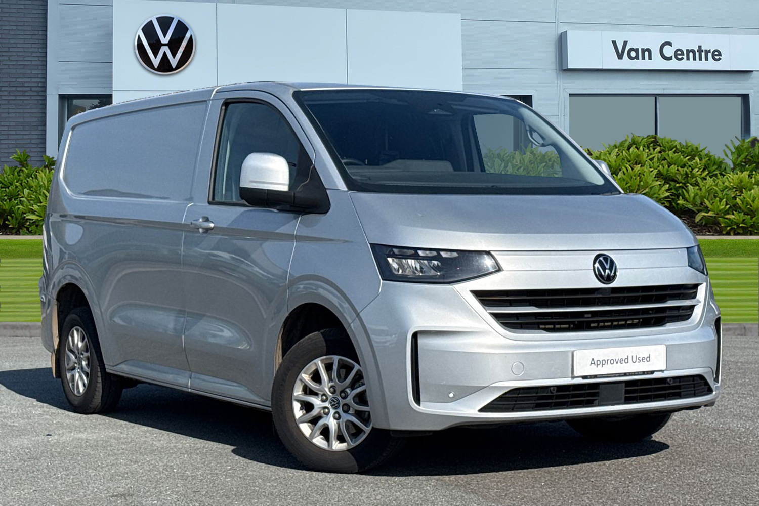 Main listing image - Volkswagen Transporter