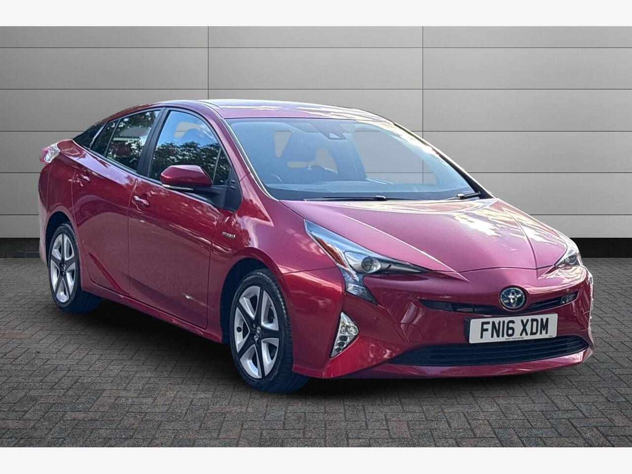 Main listing image - Toyota Prius