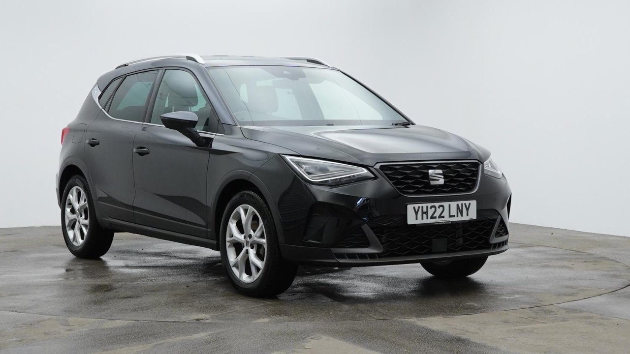 Main listing image - SEAT Arona