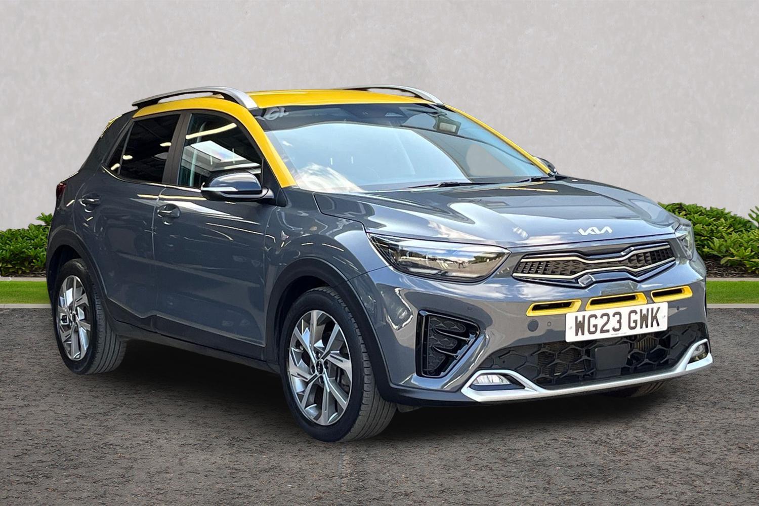 Main listing image - Kia Stonic