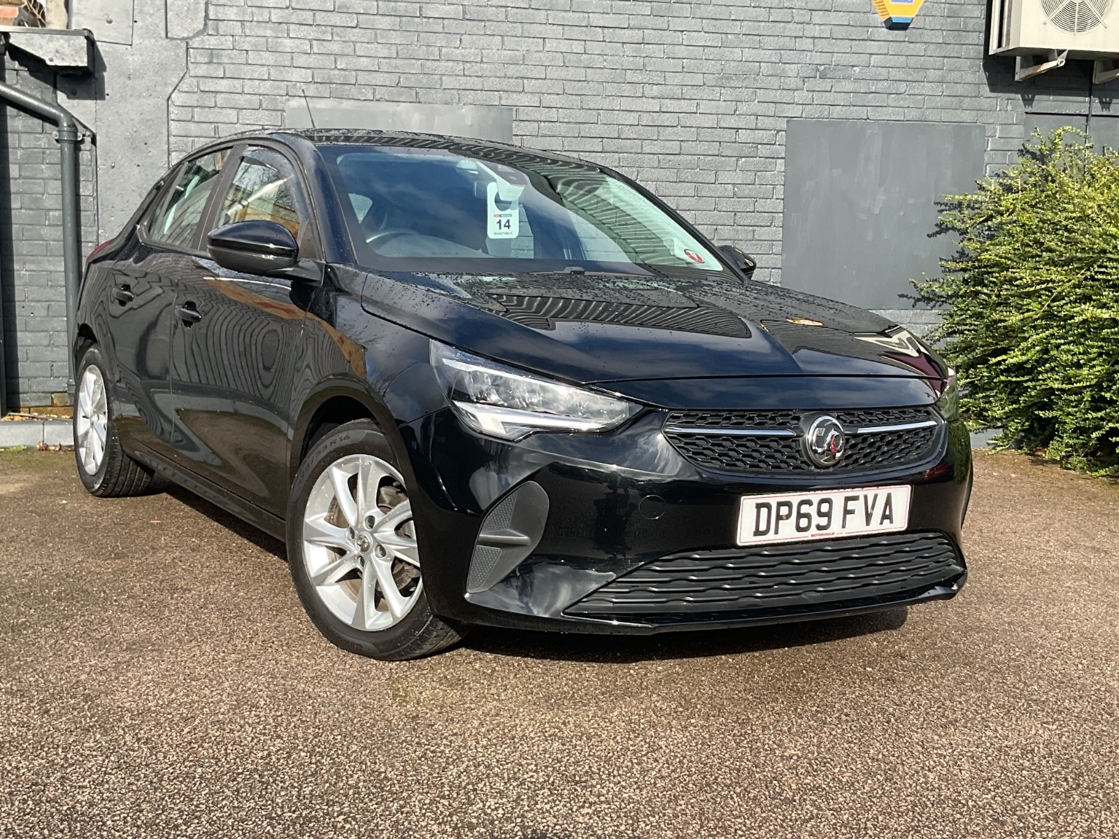 Main listing image - Vauxhall Corsa