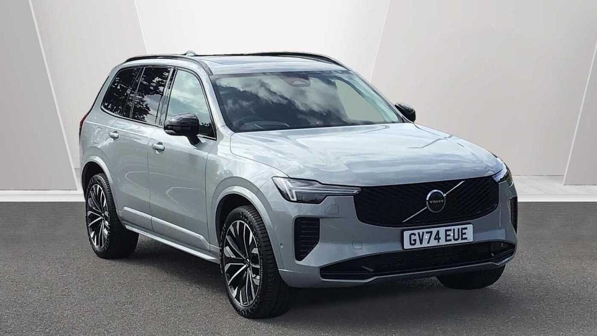 Main listing image - Volvo XC90