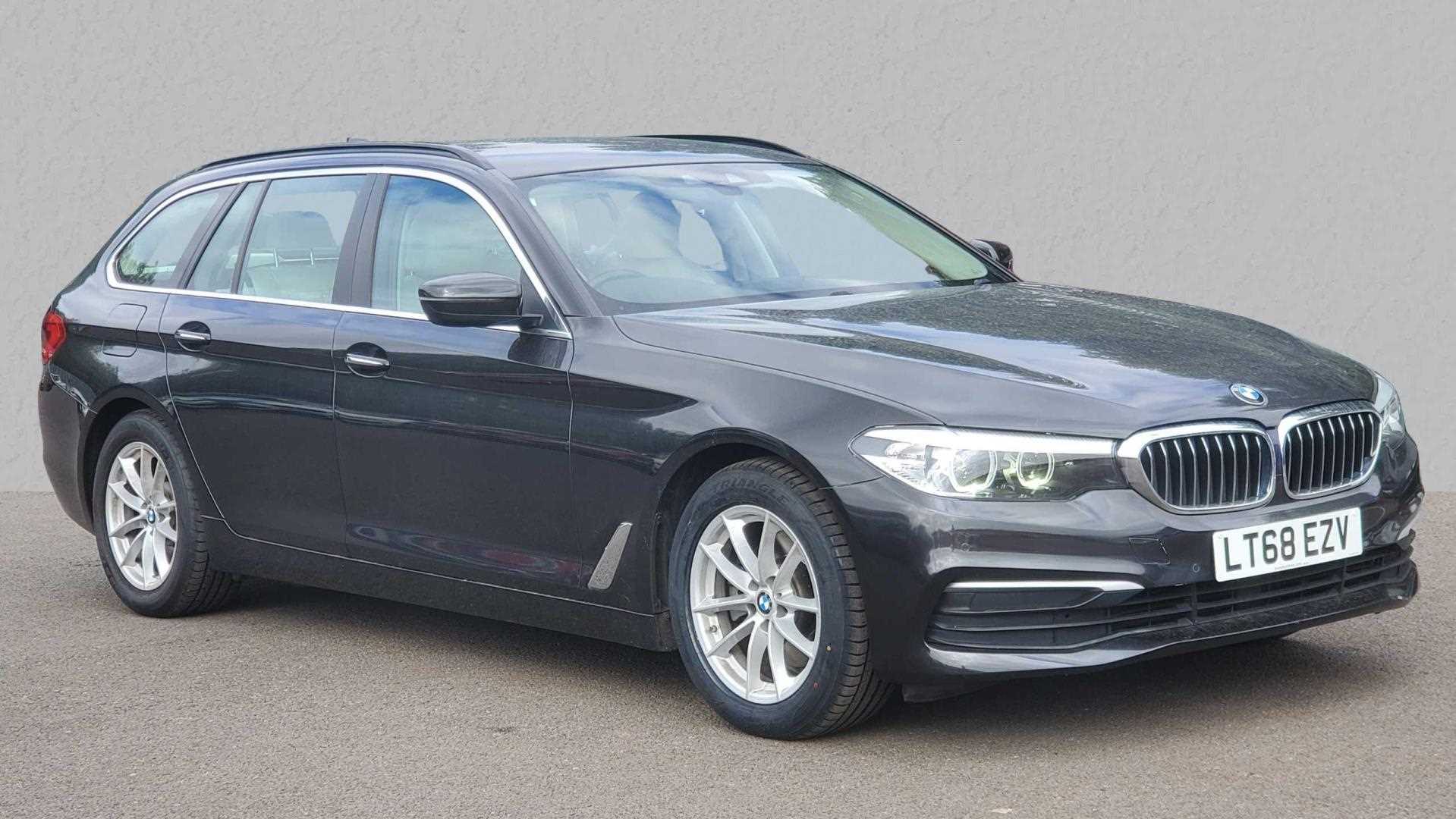 Main listing image - BMW 5 Series Touring