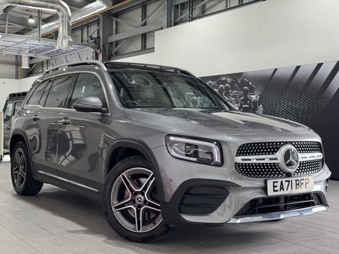 Main listing image - Mercedes-Benz GLB