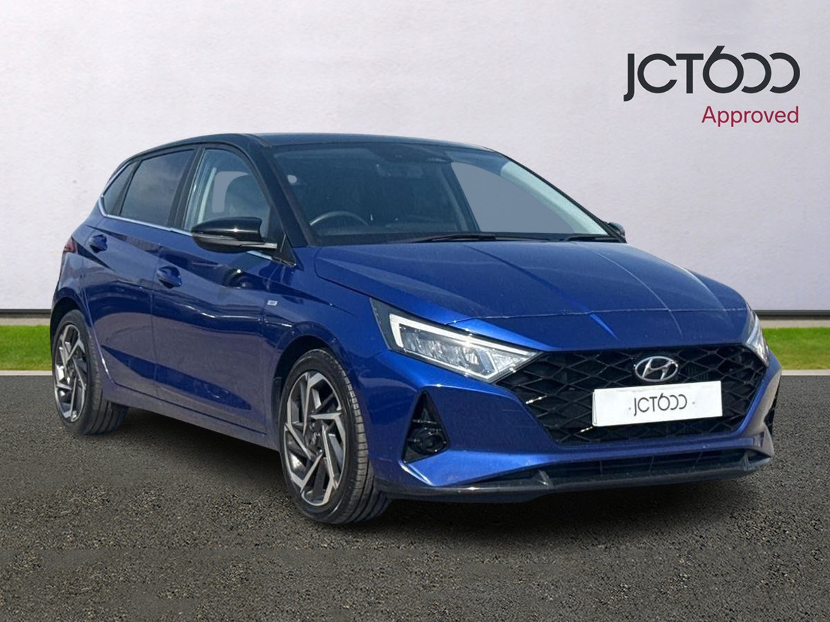 Main listing image - Hyundai i20