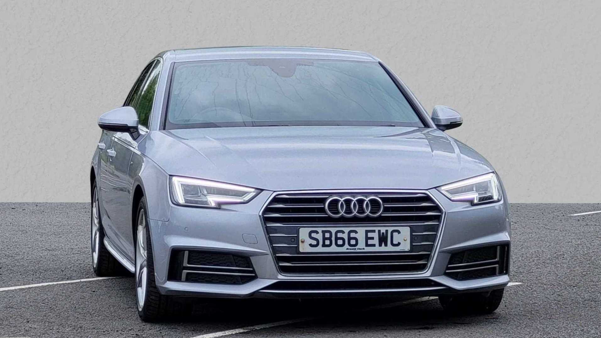 Main listing image - Audi A4