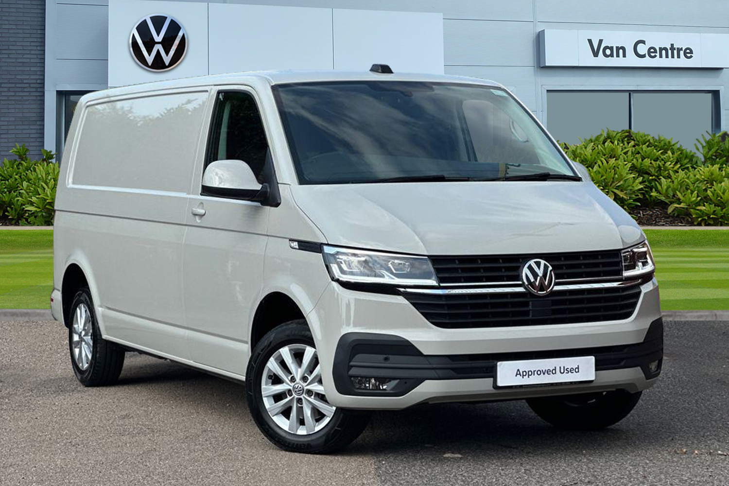 Main listing image - Volkswagen Transporter