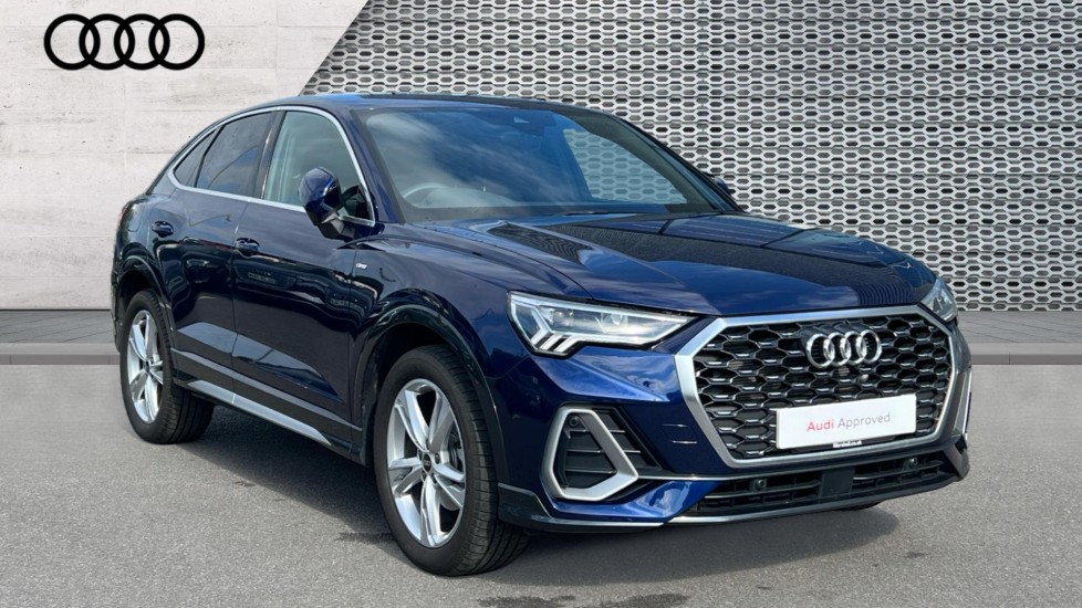 Main listing image - Audi Q3
