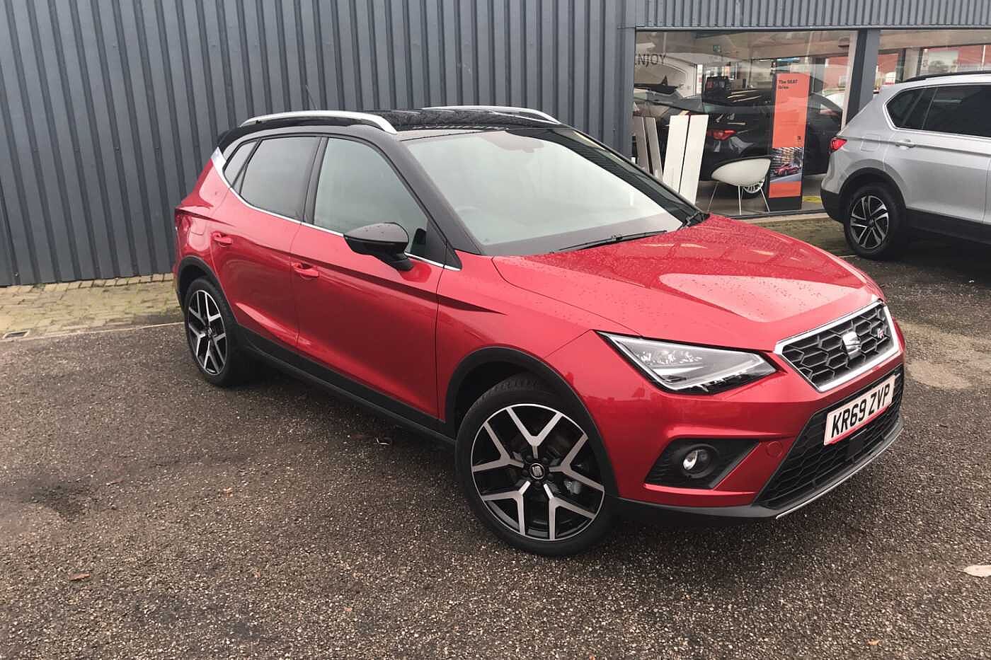 Main listing image - SEAT Arona