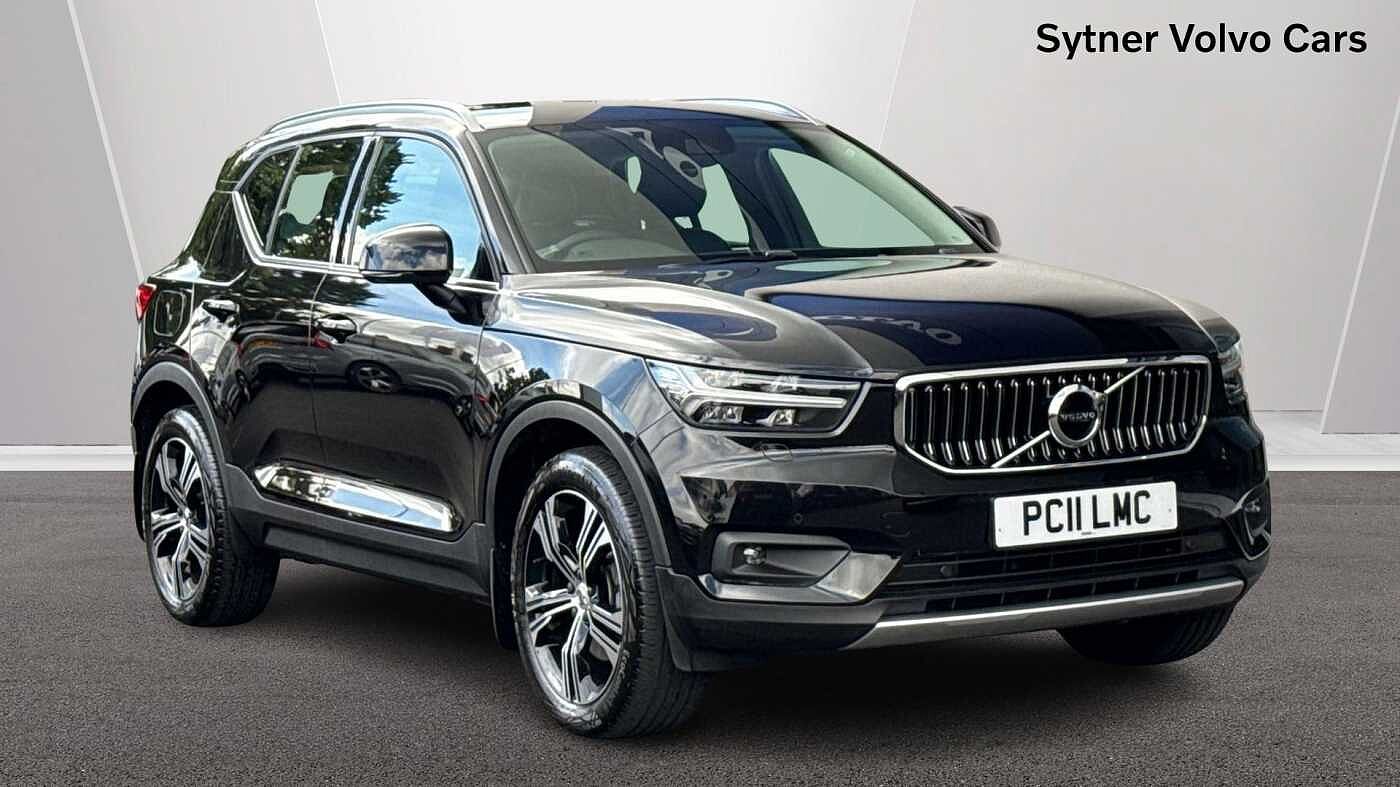 Main listing image - Volvo XC40