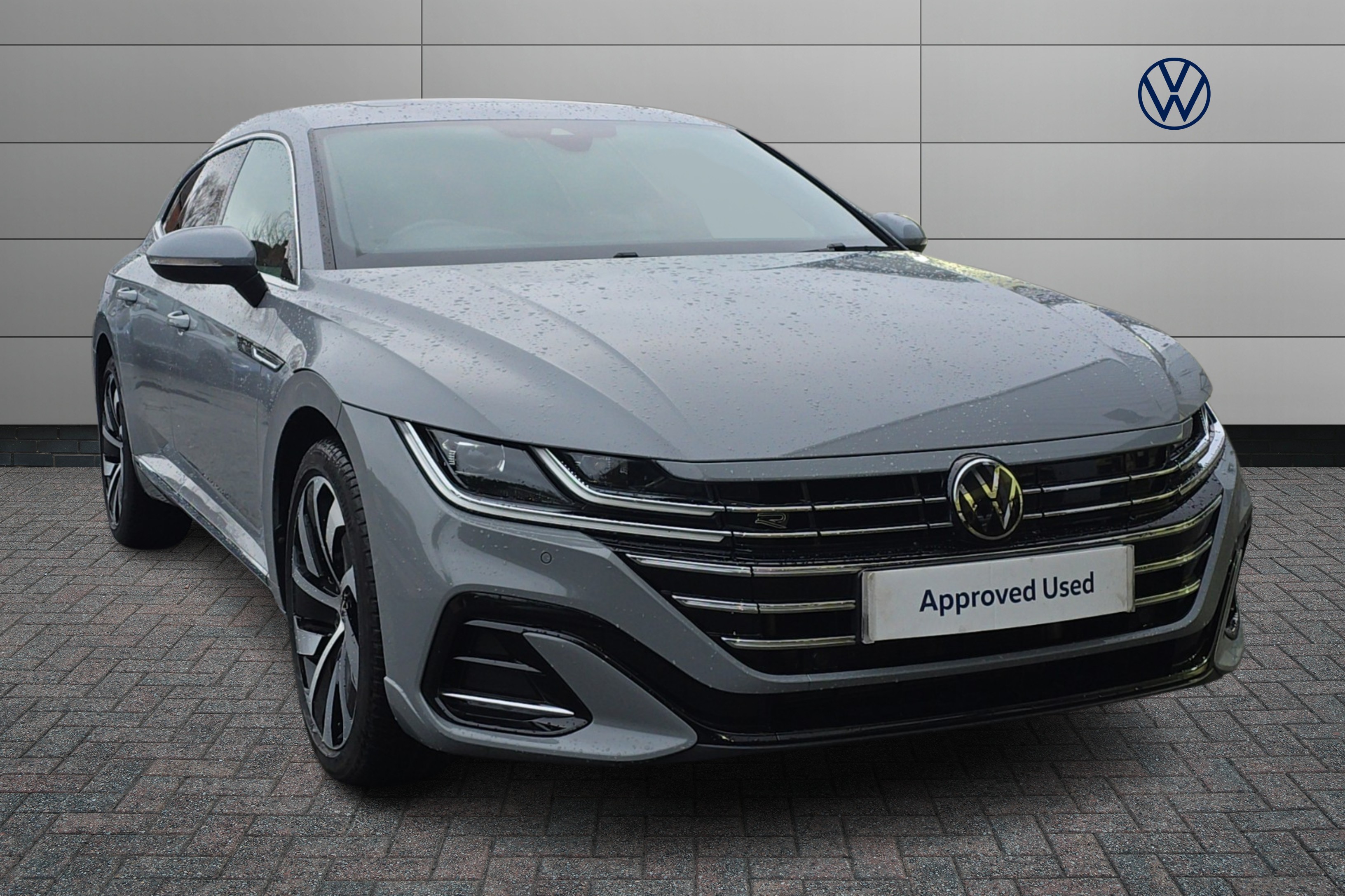Main listing image - Volkswagen Arteon Shooting Brake