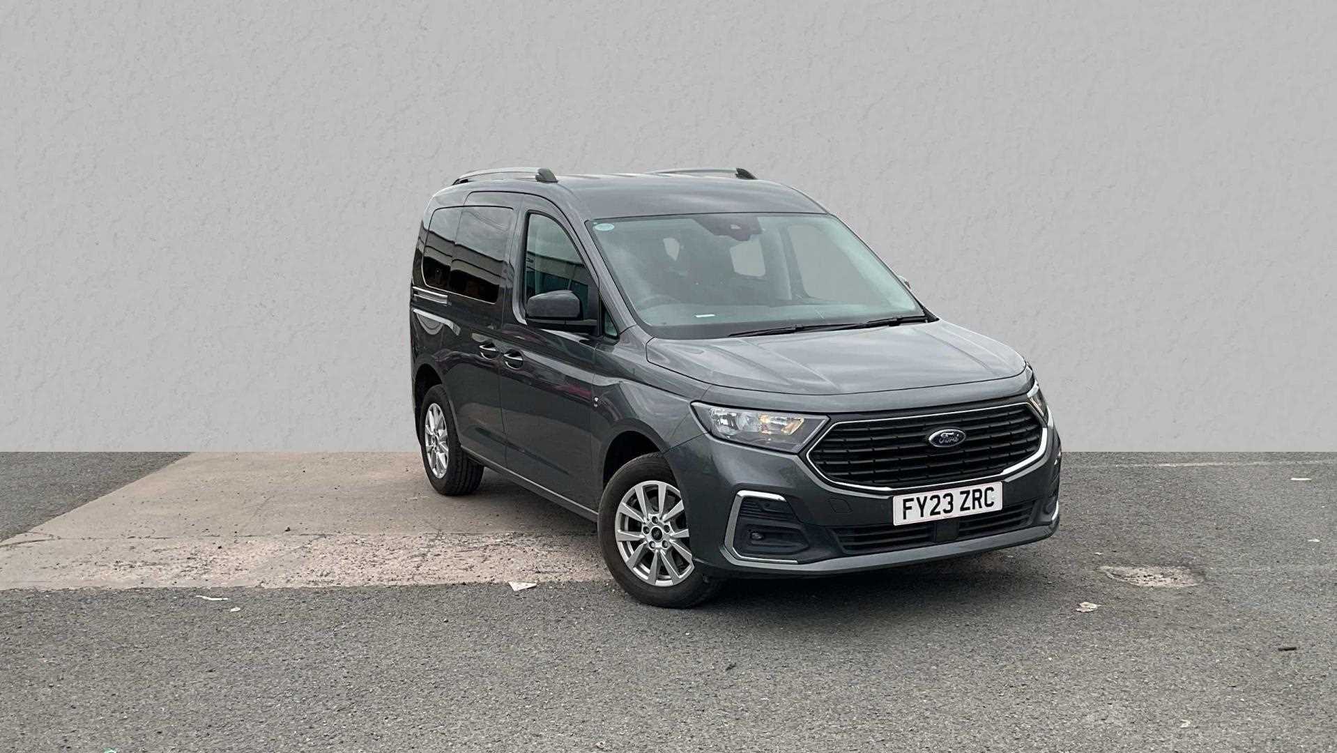 Main listing image - Ford Tourneo Connect